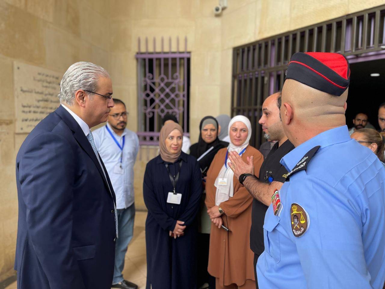 البدور بعد زيارة مفاجئة: مراجعة كاملة للطب النفسي والعقلي 