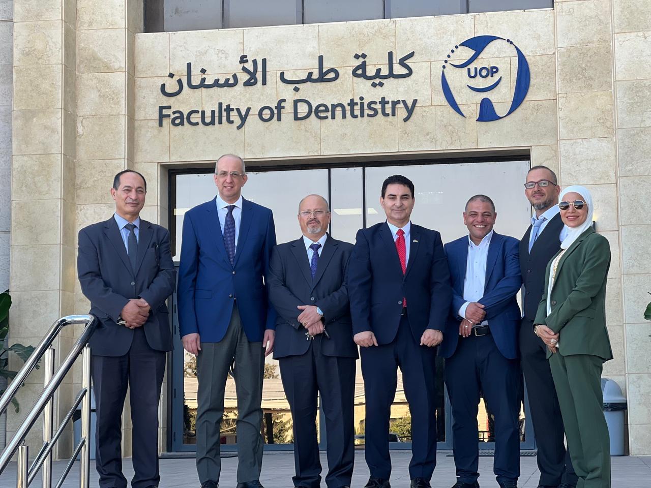 رئيس جامعة البترا يستقبل وفدًا من الهيئة الأردنية لزراعة الأسنان ونقابة أطباء الأسنان الأردنية