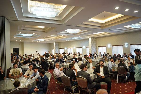 ال الجمل وال أبو نصار نسايب