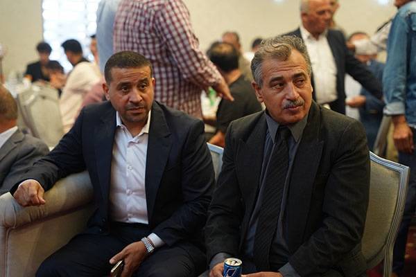 ال الجمل وال أبو نصار نسايب