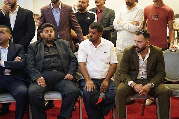 ال الجمل وال أبو نصار نسايب