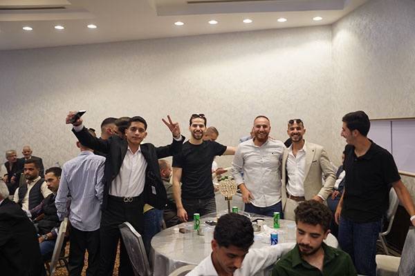 ال الجمل وال أبو نصار نسايب