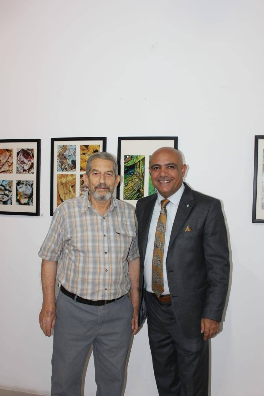 افتتاح معرض كائنات للغزوي