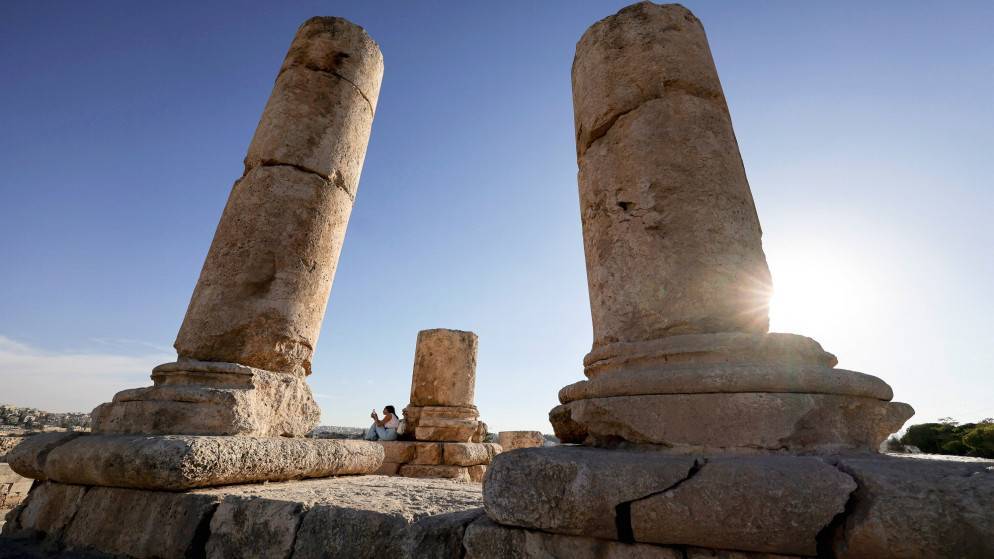 طقس خريفي معتدل في أغلب المناطق حتى الثلاثاء