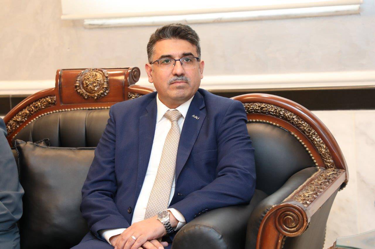 رئيس جامعة عمان العربية يزور السفارة العراقية لبحث آفاق التعاون الأكاديمي والثقافي