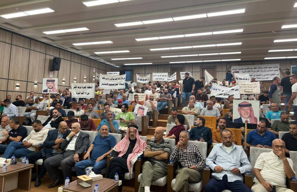 مستثمرون في المنطقة الحرة يحتجون على قرار الحكومة بخصوص المركبات ويلوحون بالتصعيد عاجل