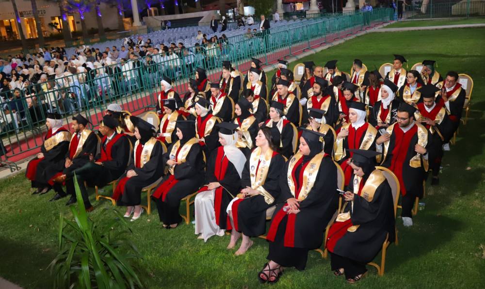 مركز التعليم المستمر في جامعة البترا يحتفل بتخريج الفوج الثاني عشر من الدبلومات التدريبية