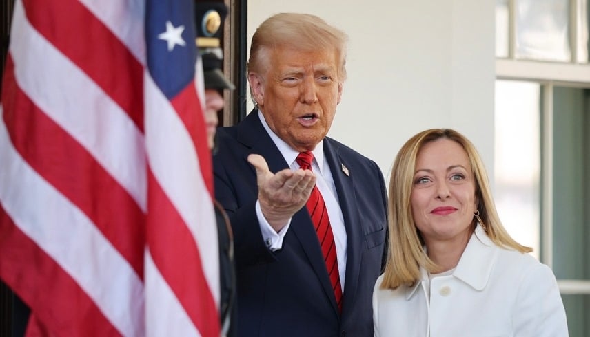 فيديو: ترامب يتغزّل في جمال رئيسة وزراء إيطاليا أمام زعماء العالم