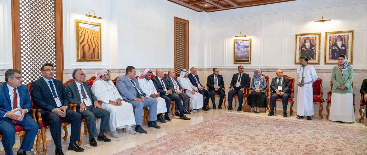 رئيس جامعة البترا يشارك في منتدى QS العربي بجامعة السلطان قابوس