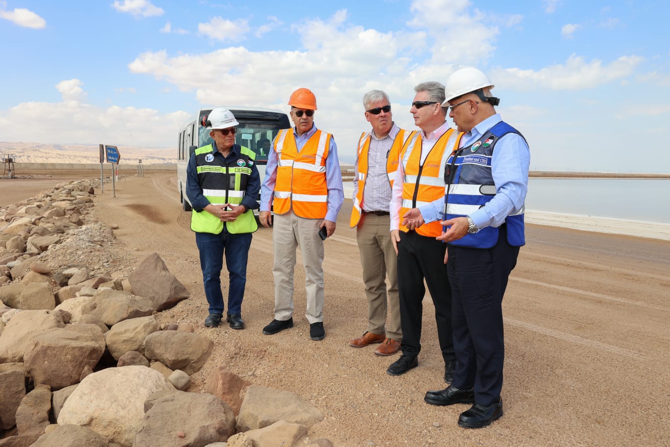 السفيران الكندي والأسترالي يزوران شركة البوتاس العربية في غور الصافي ويطلّعان على استراتيجيتها التوسعية ودورها في سوق الأسمدة العالمي