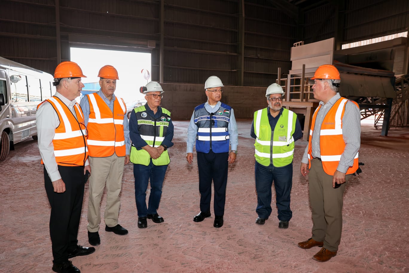 السفيران الكندي والأسترالي يزوران شركة البوتاس العربية في غور الصافي ويطلّعان على استراتيجيتها التوسعية ودورها في سوق الأسمدة العالمي