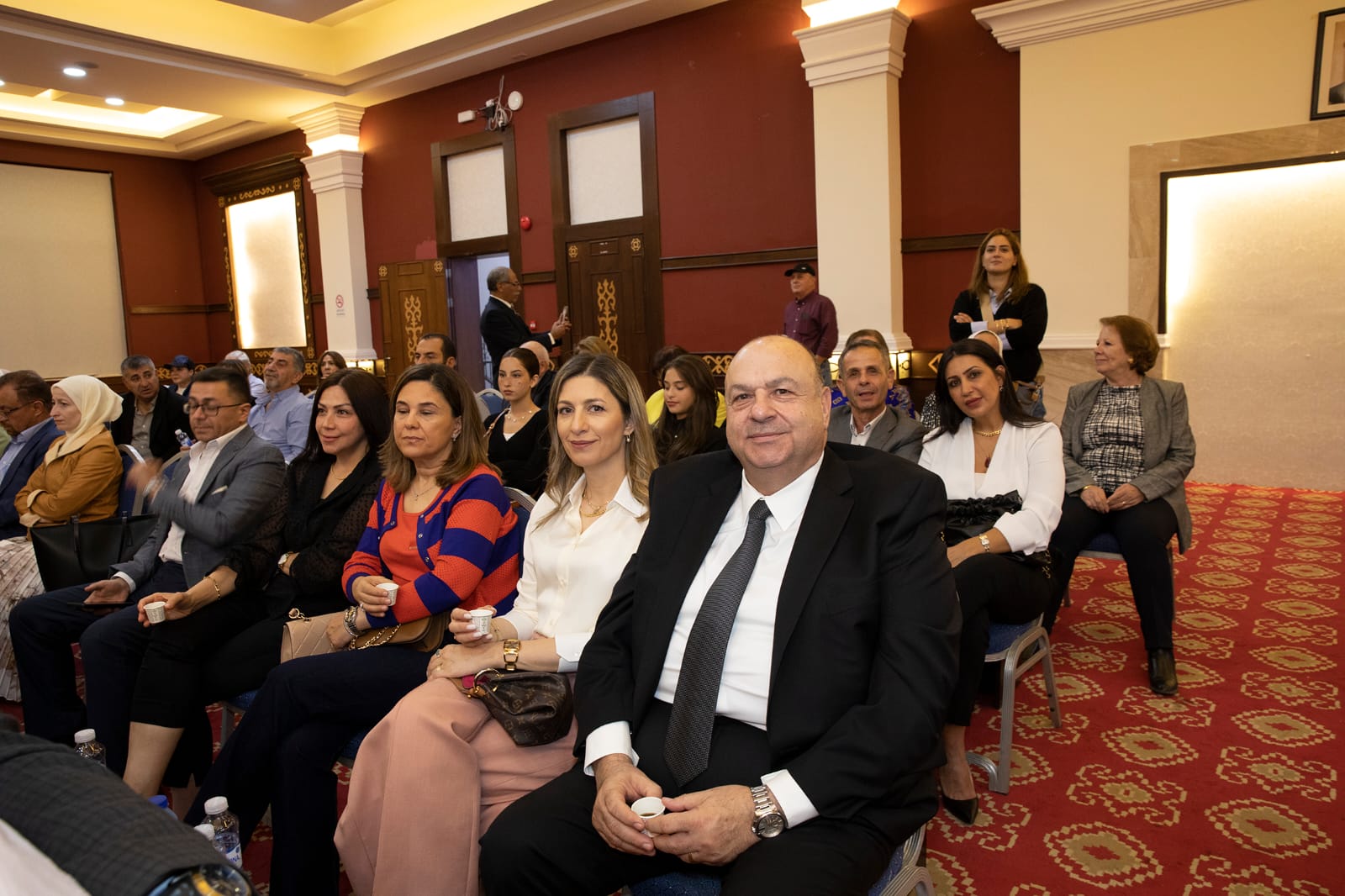 إشهار كتاب حكاية طيّار للكابتن أسامة شقمان