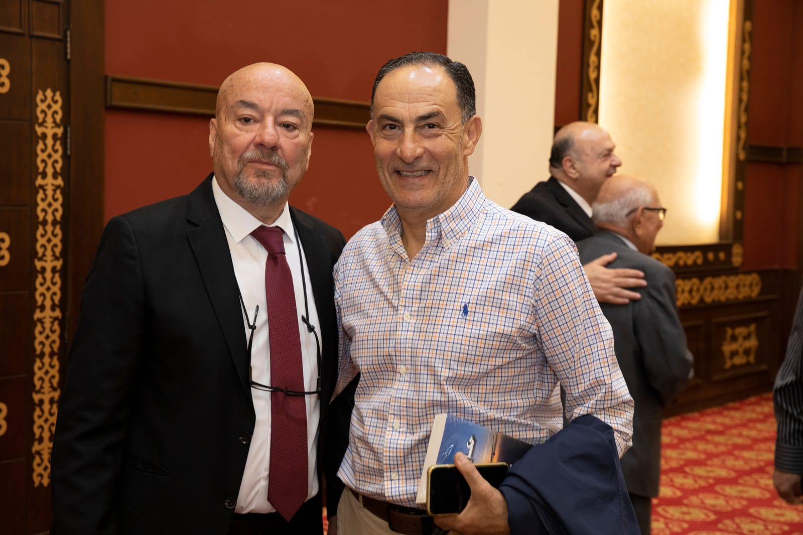 إشهار كتاب حكاية طيّار للكابتن أسامة شقمان