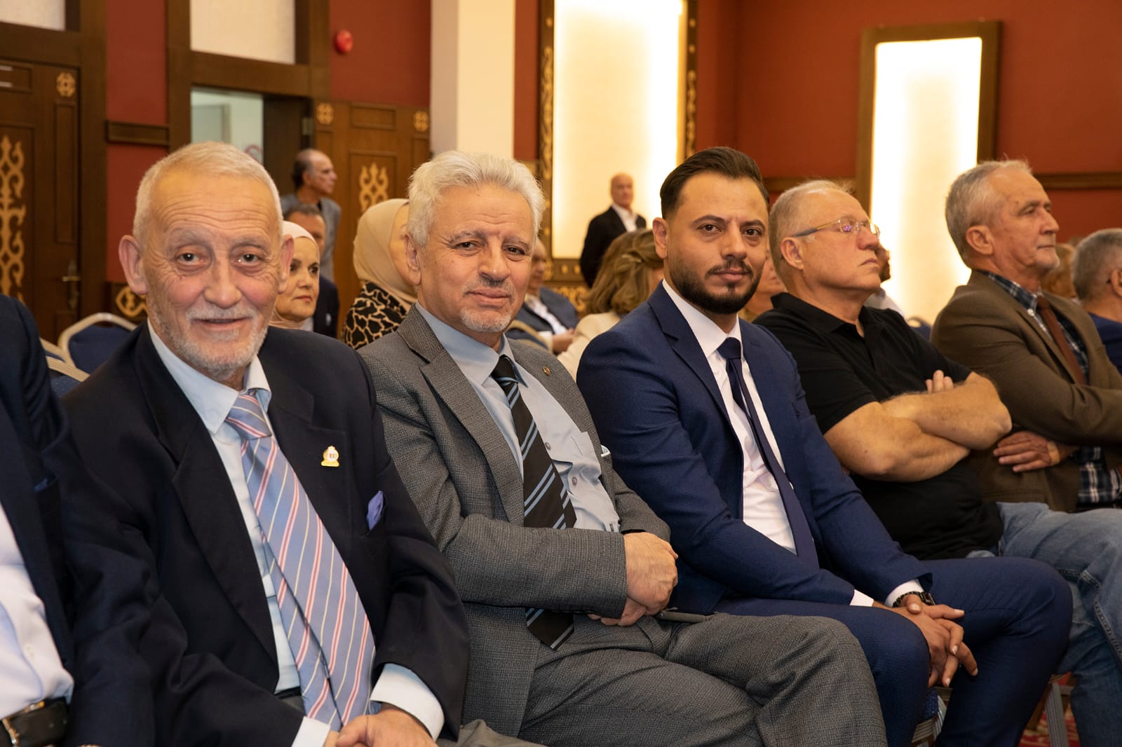 إشهار كتاب حكاية طيّار للكابتن أسامة شقمان