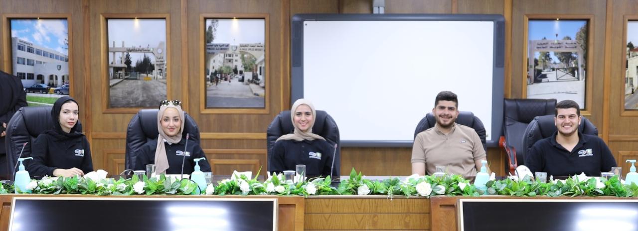 رئيس جامعة البلقاء التطبيقية يكرّم الفريق الفائز بجائزة “Outstanding Student Chapter Award 2024” من معهد الخرسانة الأمريكية