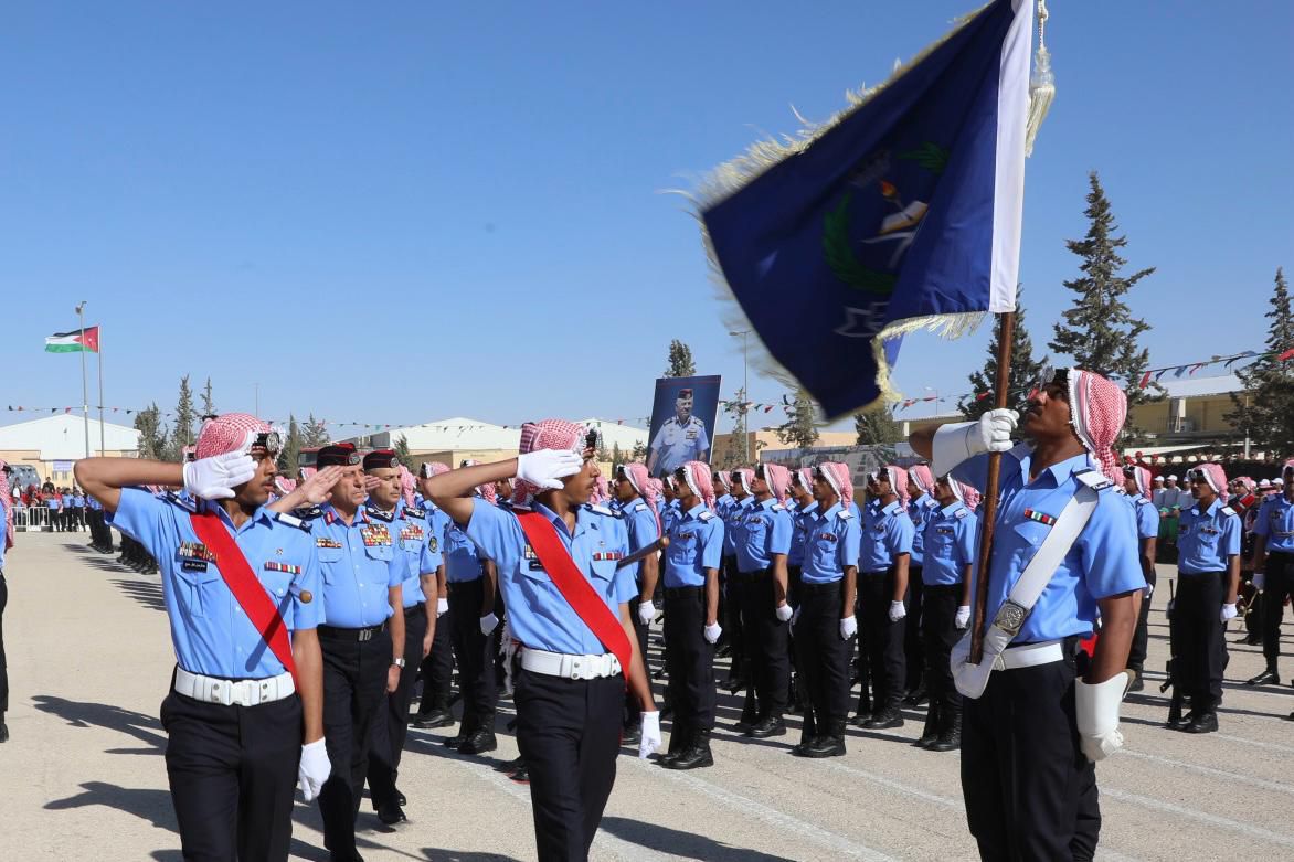 اللواء المعايطة يرعى حفل تخريج دورة جديدة من مستجدي الأمن العام
