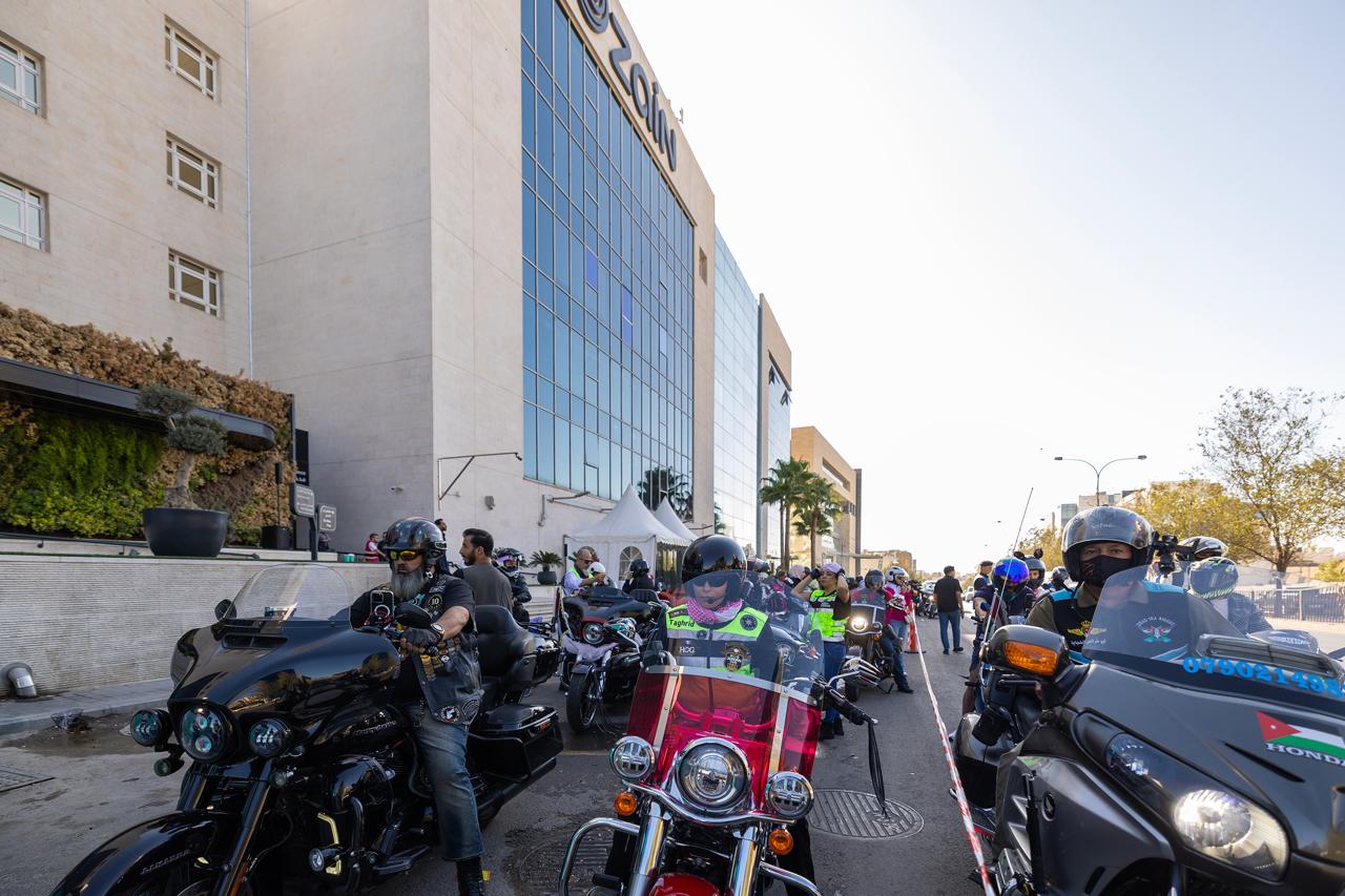 زين تستضيف انطلاقة مسيرة سيدات هارلي لدعم مصابات السرطان من غزة