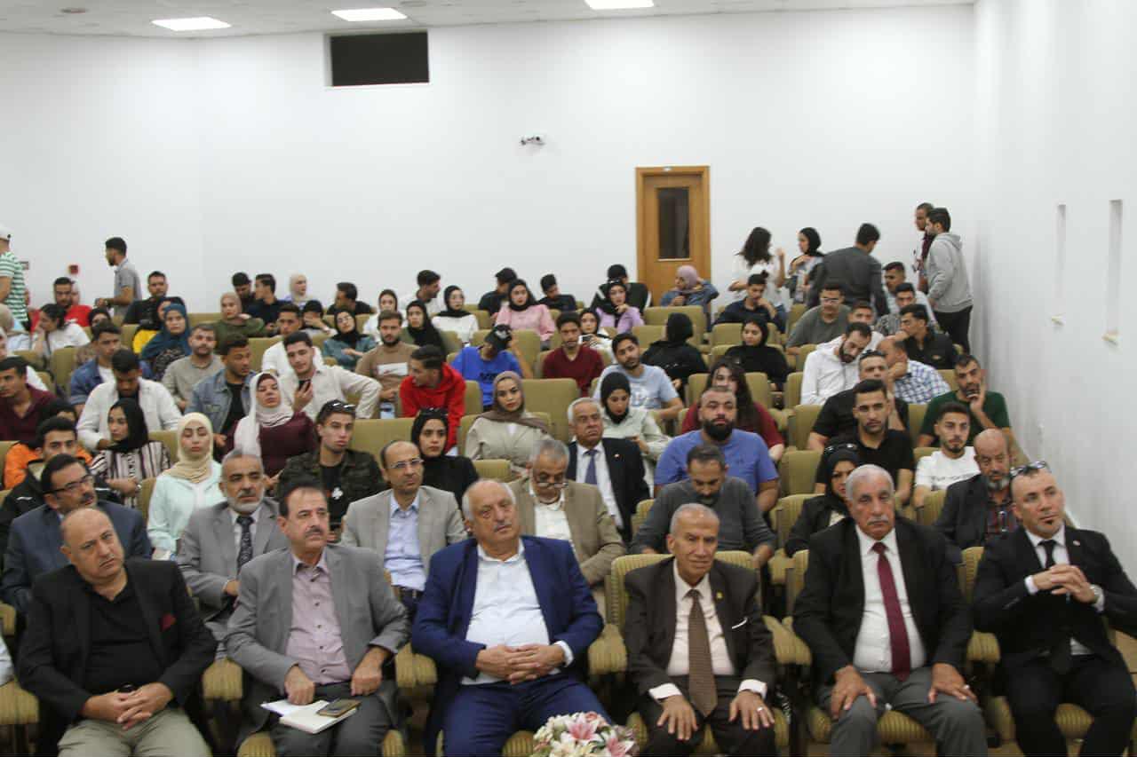 الوشاحي يشهر في اليرموك كتابه النجاح يطهى بشغف