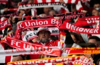 شاهد.. هدف أسطوري بقدم زميل صلاح السابق