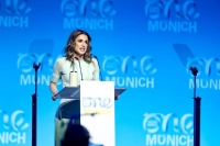 من معقل النازية.. الملكة رانيا تُعرّي العالم من إنسانيته الزائفة!