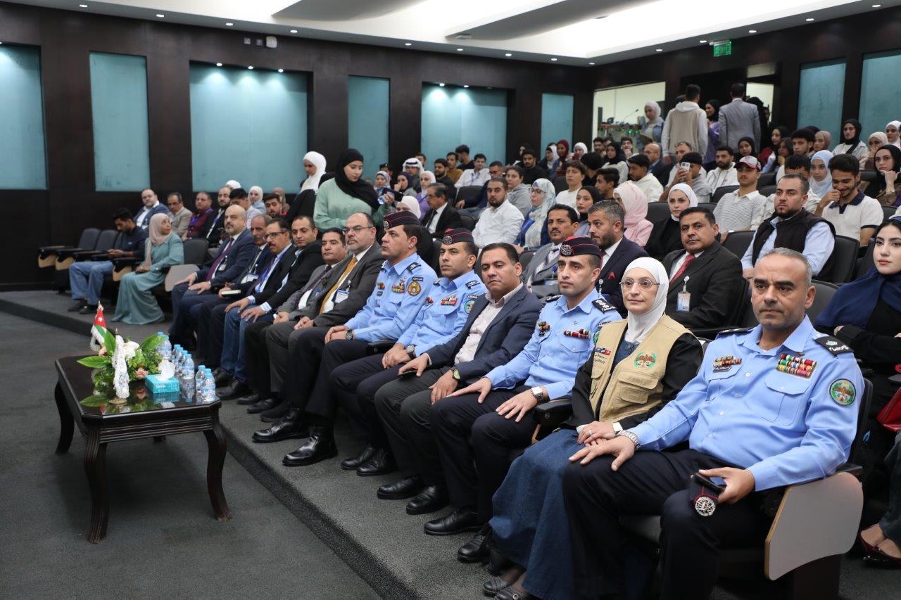 جامعة عمان العربية تنظم اليوم التوعوي المفتوح بالتعاون مع مديرية الأمن العام والشرطة المجتمعية