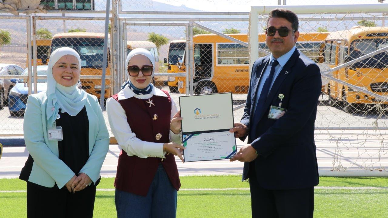 صيدلة عمان العربية تنظم اليوم الصحي لمنتسبيها تحت شعار صحتك بتهمنا - صور