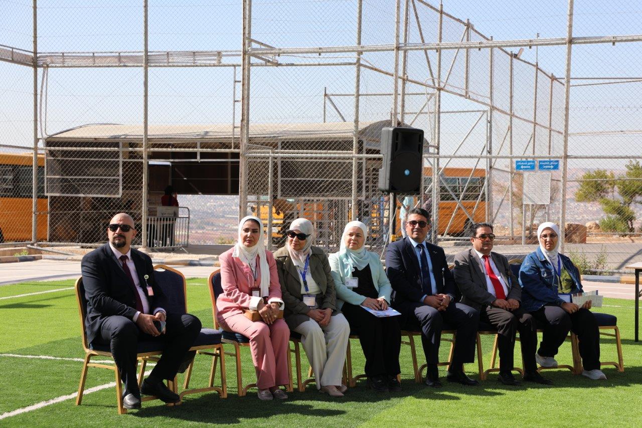 صيدلة عمان العربية تنظم اليوم الصحي لمنتسبيها تحت شعار صحتك بتهمنا - صور