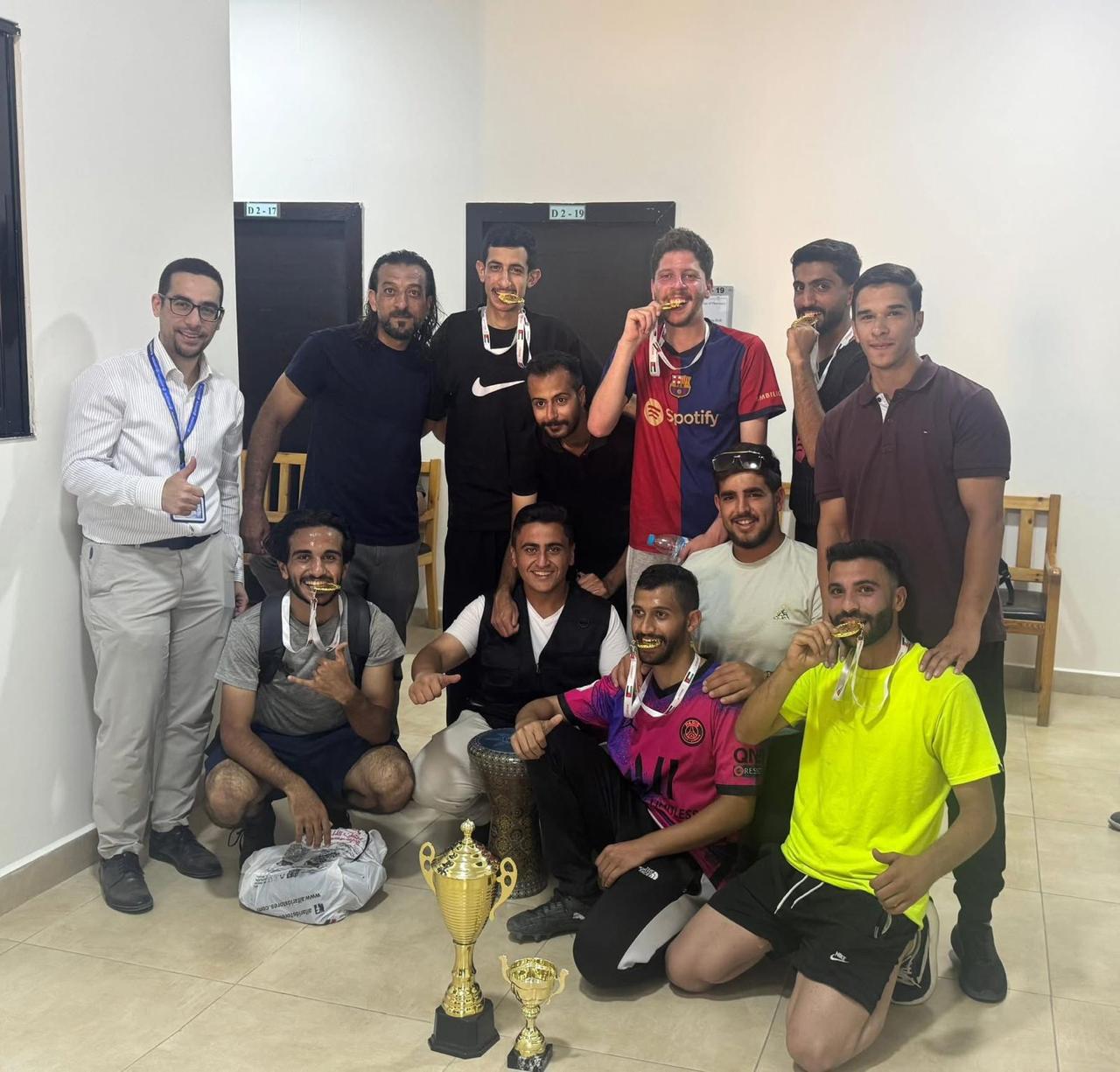 فريق طلبة كلية صيدلة عمان العربية يتوج ببطولة كرة القدم على مستوى كليات الجامعة