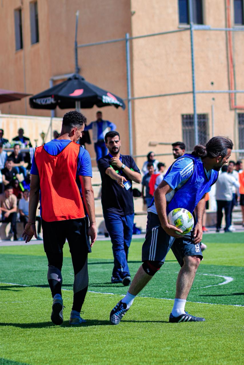 فريق طلبة كلية صيدلة عمان العربية يتوج ببطولة كرة القدم على مستوى كليات الجامعة