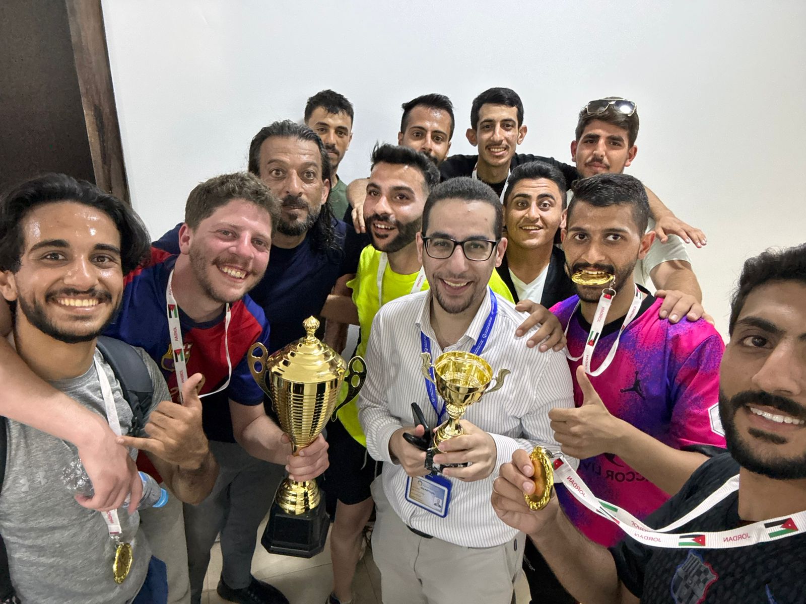 فريق طلبة كلية صيدلة عمان العربية يتوج ببطولة كرة القدم على مستوى كليات الجامعة