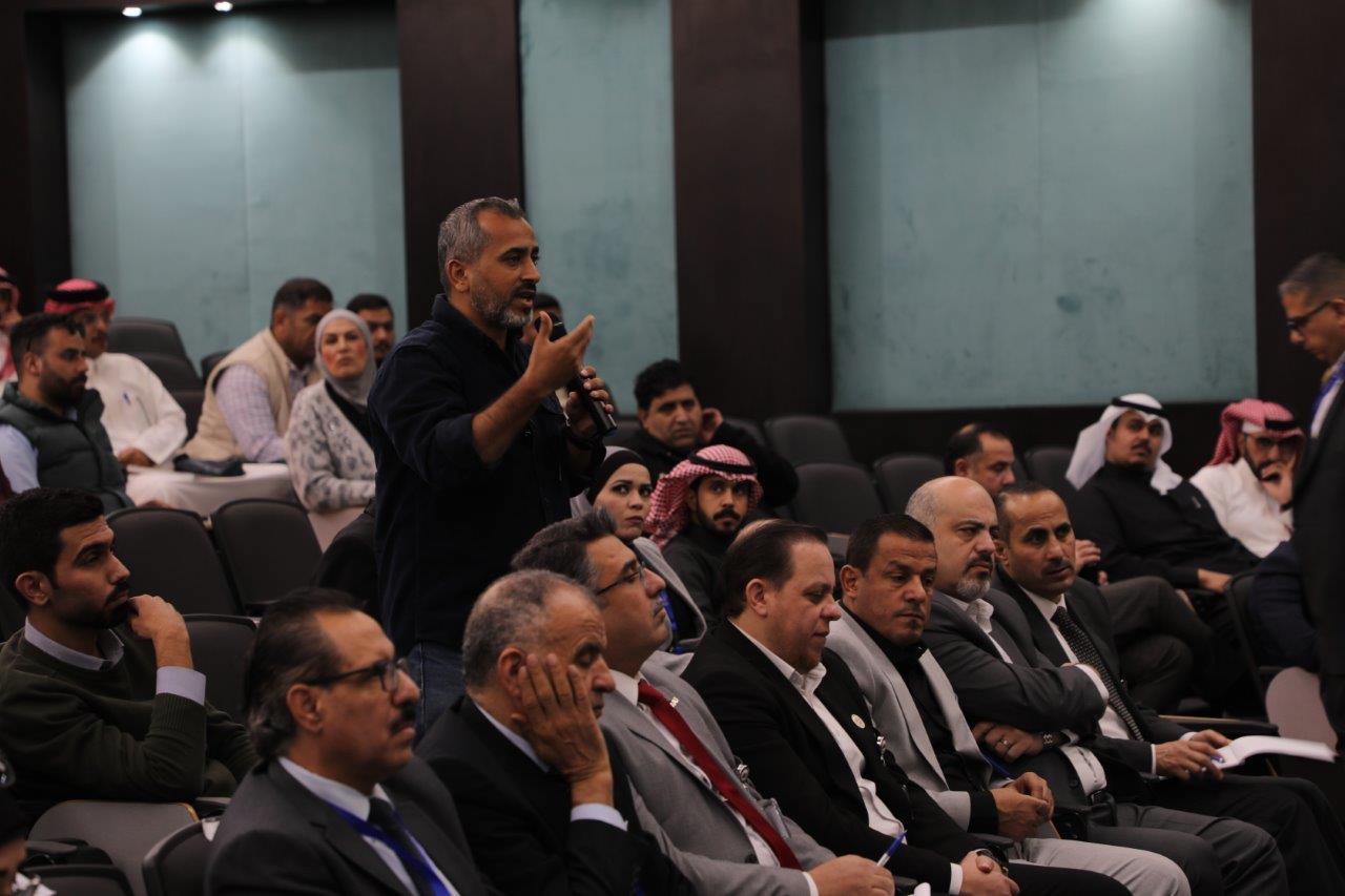 رئيس جامعة عمان العربية يلتقي طلبة الدراسات العليا والبكالوريوس في الجامعة