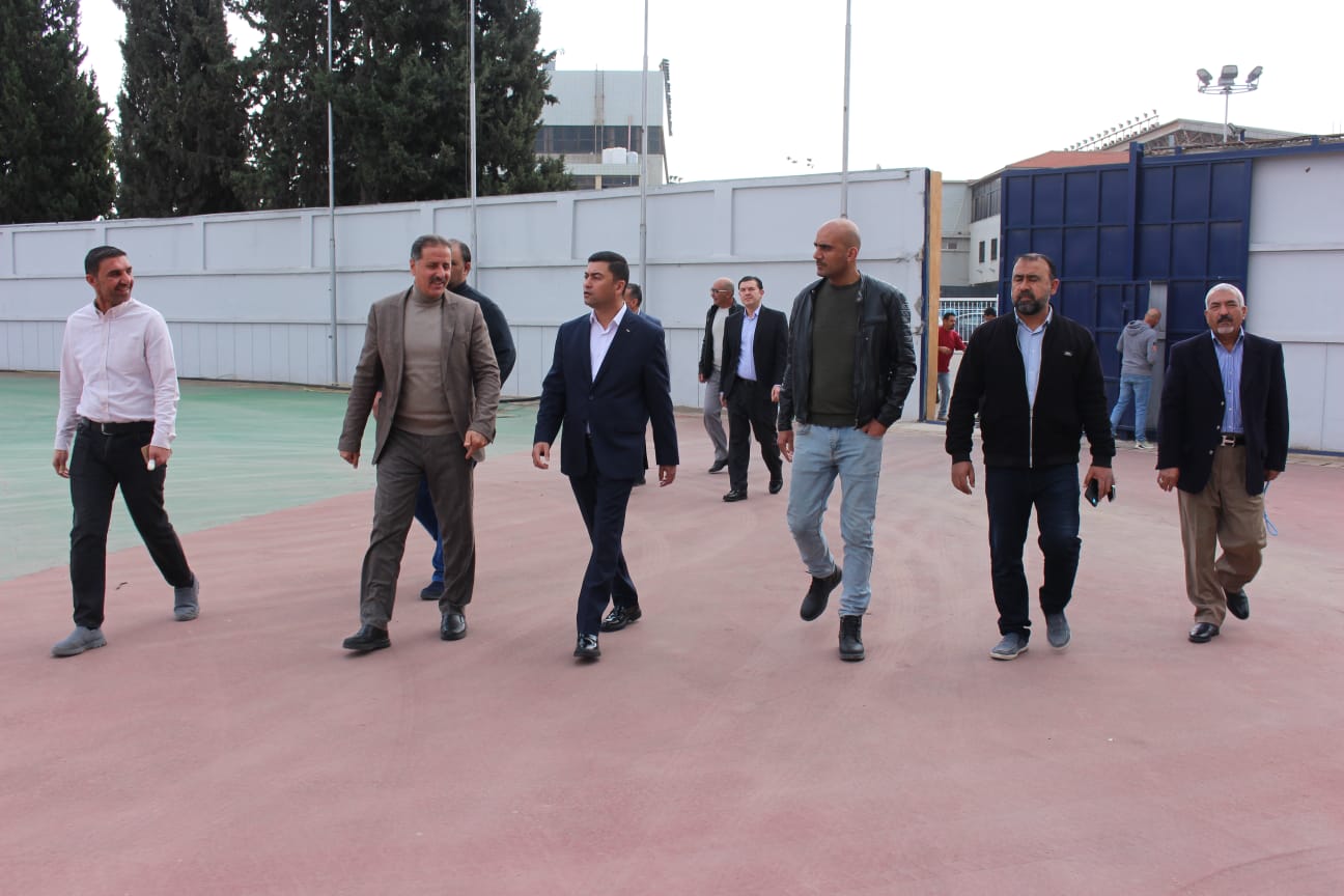 أمين عام وزارة الشباب يطلع على الصيانة الجارية في مدينة الحسن للشباب - صور