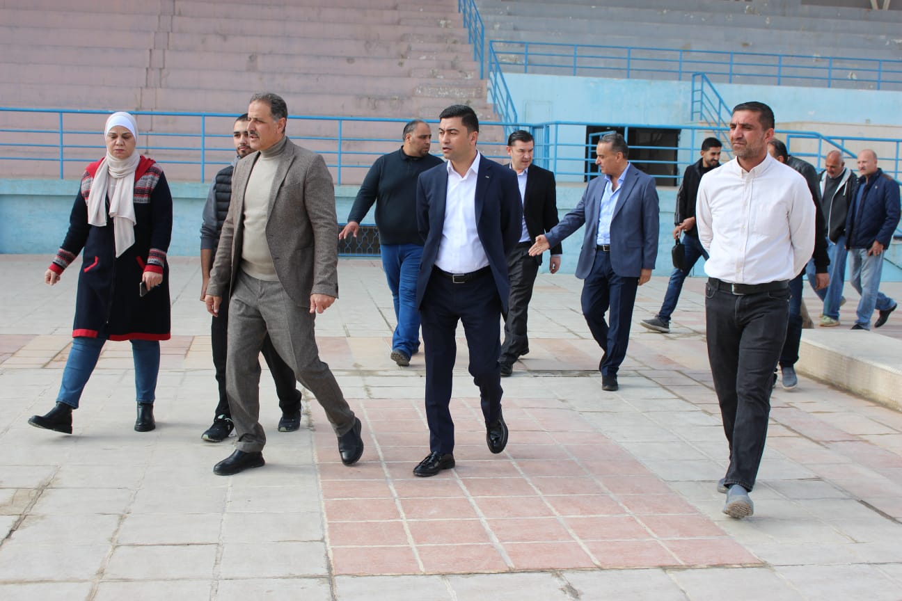 أمين عام وزارة الشباب يطلع على الصيانة الجارية في مدينة الحسن للشباب - صور