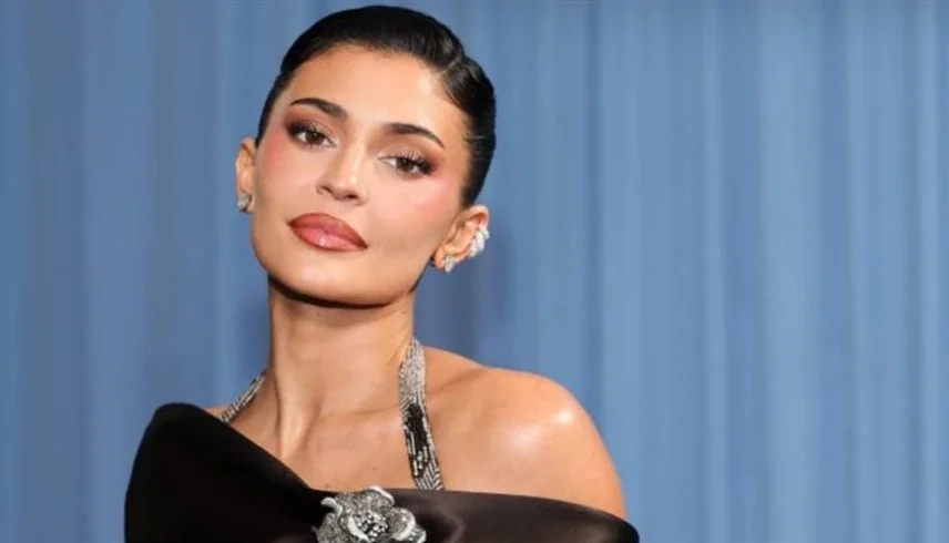 وداعاً لآلام الظهر المزمنة.. العلاج بالخلايا الجذعية يثبت فعاليته ويجذب نخبة هوليوود