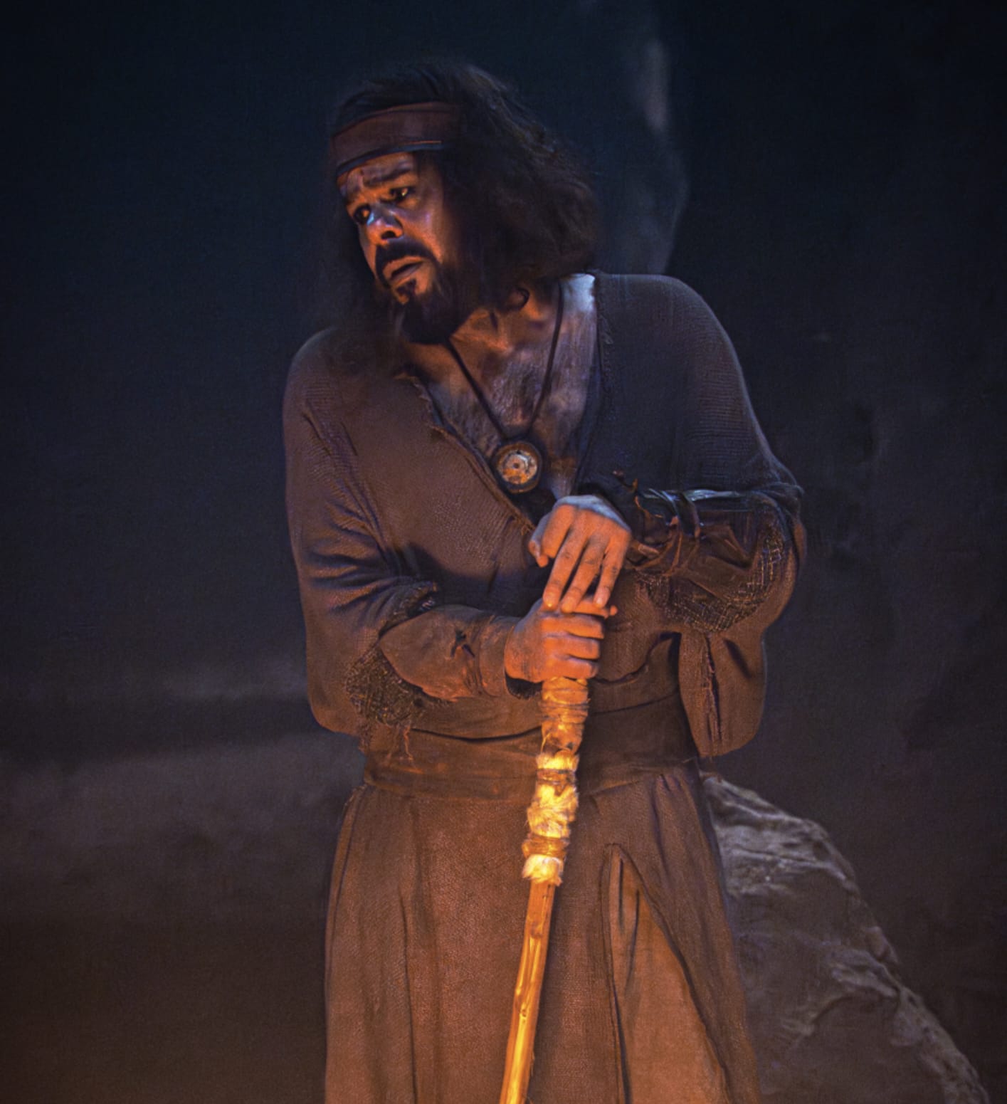 الشنفرى أبو الصعاليك يتجسد من جديد ومنذر رياحنه يقود ملحمة تاريخية غير مسبوقة