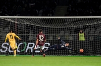 ميلان يحقق ريمونتادا مثيرة ضد تورينو ويستعيد صدارة الدوري الإيطالي