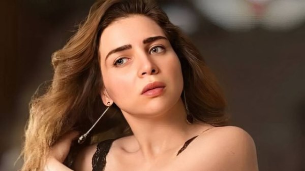 مي عز الدين تستذكر والدتها الراحلة بكلمات مؤثرة على إنستجرام