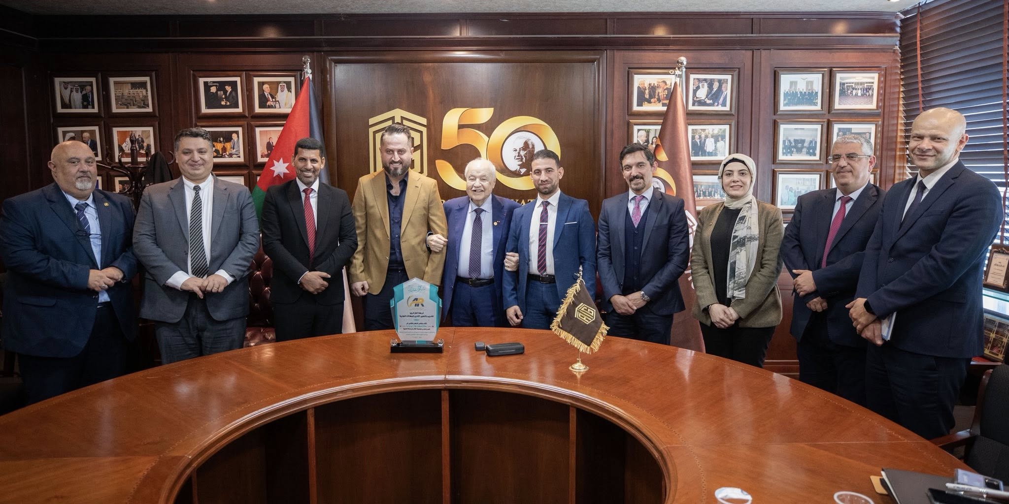 أبوغزاله وآفاق الرؤيا يوقّعان اتفاقية لتبادل الخبرات وتنفيذ برامج مهنية مشتركة 