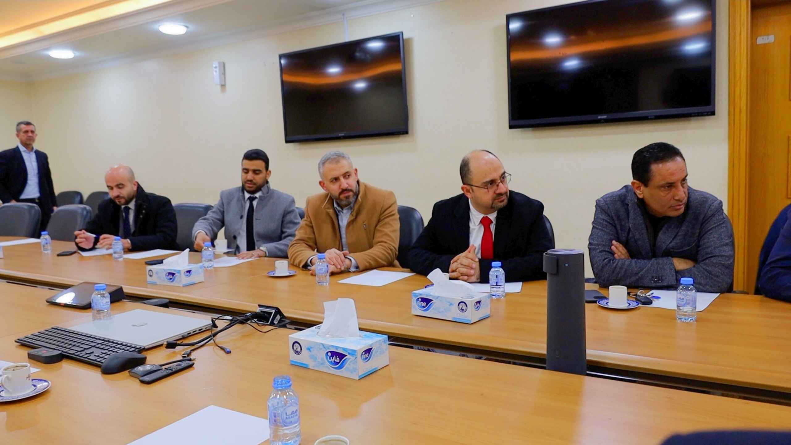 توقيع اتفاقية لتوليد طاقة شمسية باستطاعة 100 ميغا واط لغايات صناعية