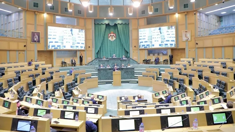  الطاقة النيابية تحذر من مخاطر مدافئ “الشموسة” وتعلن اجتماعًا عاجلًا بعد حوادث اختناق أودت بحياة عشرة مواطنين