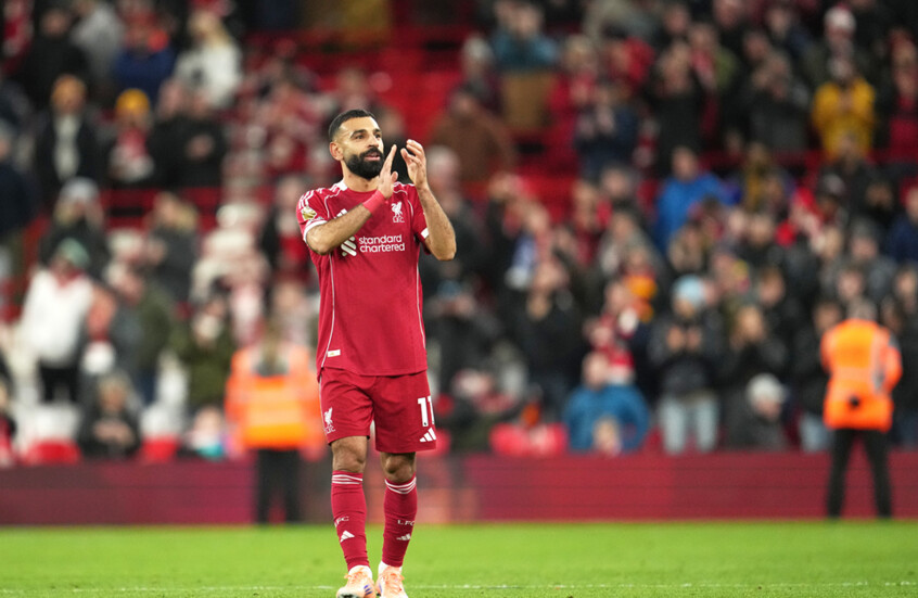 سلوت يكيل المديح لصلاح بعد مساهمته في فوز ليفربول على برايتون 