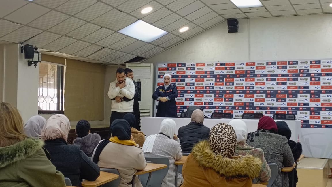 بدء دورة الإسعاف والسلامة العامة وتجربة الحريق لكوادر مدينة الحسن للشباب