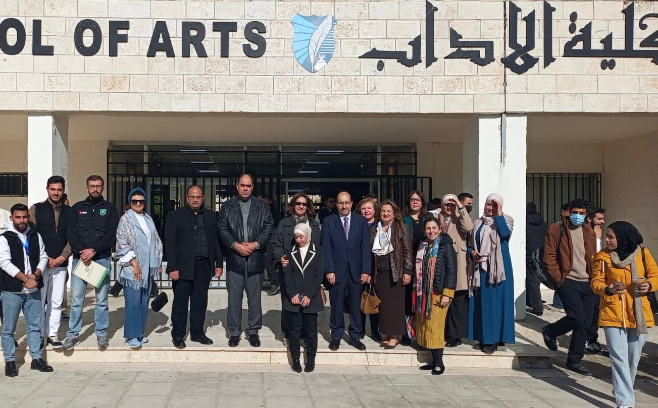  جمعية حماية ضحايا العنف الأسري تطلق نشاط كسر حاجز الصمت حول العنف الرقمي في الجامعات الأردنية ضمن حملة الـ 16 يوماً - صور