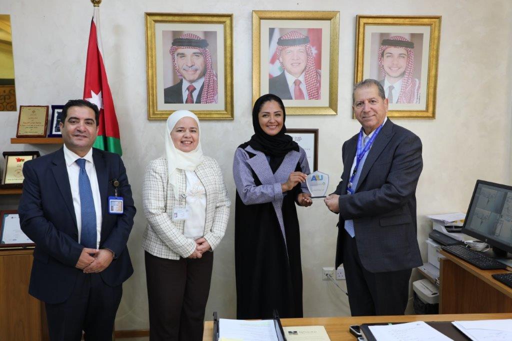 جامعة عمان العربية تجسّد دورها المجتمعي من خلال يوم طبي مجاني للمجتمع المحلي ومنتسبي الجامعة