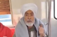 مصر.. فيديو بين مسن وفتاة داخل المترو يثير ضجة كبيرة