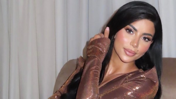 كارولين عزمي تخطف الأنظار