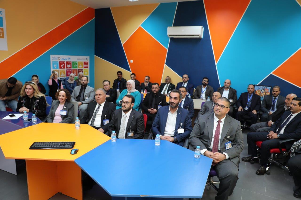 جامعة عمان العربية تكرم المشاركين في فعاليات اسبوع الريادة العالمي 2025