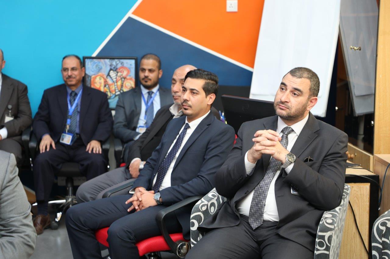 جامعة عمان العربية تكرم المشاركين في فعاليات اسبوع الريادة العالمي 2025