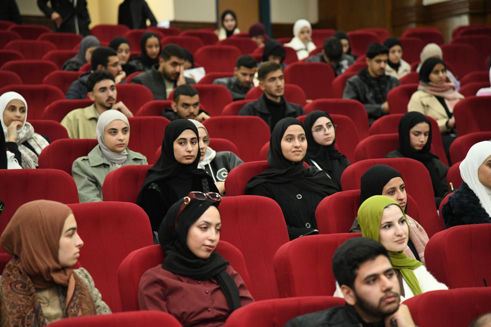 انطلاق مؤتمر رؤى التحديث: الشباب محور الاهتمام في جامعة العلوم والتكنولوجيا