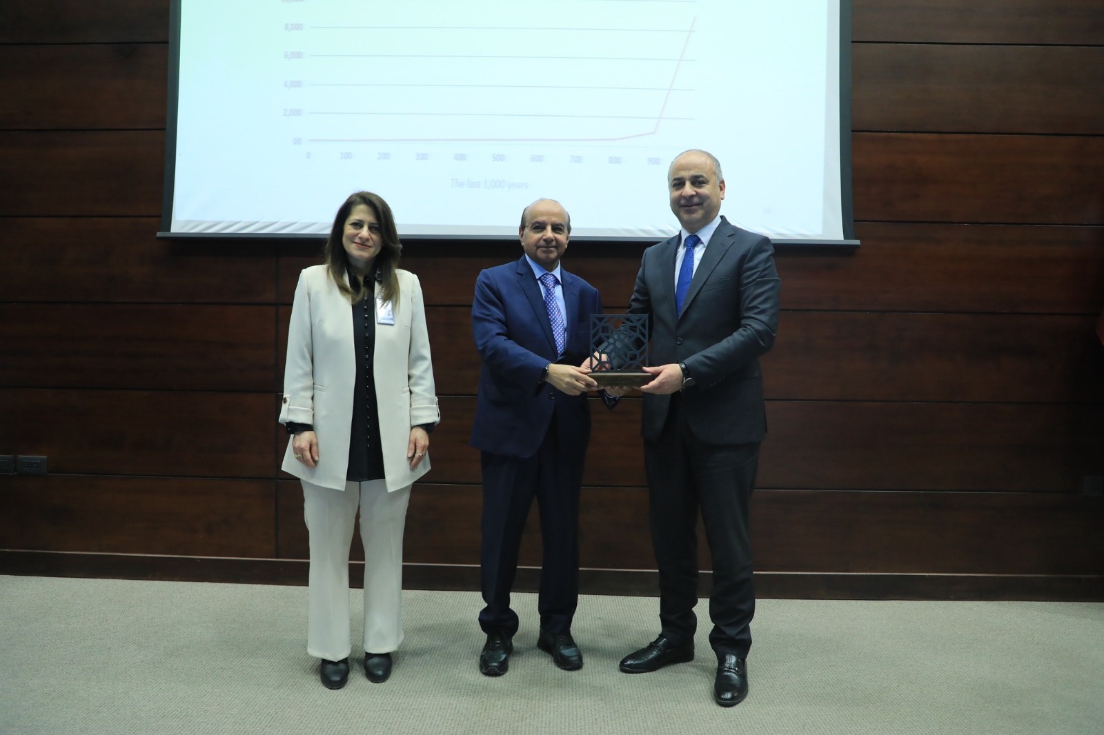 محاضرة قيّمة في الشرق الأوسط حول الريادة لرئيس مجموعة زين الأسبق الدكتور سعد البراك